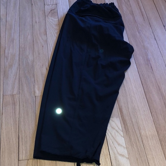 Lulu Lemon Pants - Picture 2 of 2